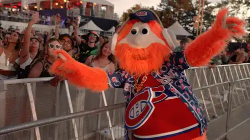 Youppi! débarque à îLESONIQ